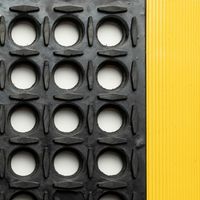 images/234367/notrax-549-safety-stance-workplace-rubber-matting-black-yellow-swatch-53750.jpg?sf=1