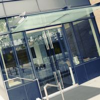 images/27682/notrax-539-b-gripwalker-edge-outdoor-entrance-mat-gray-situational-93.jpg?sf=1&store=uk